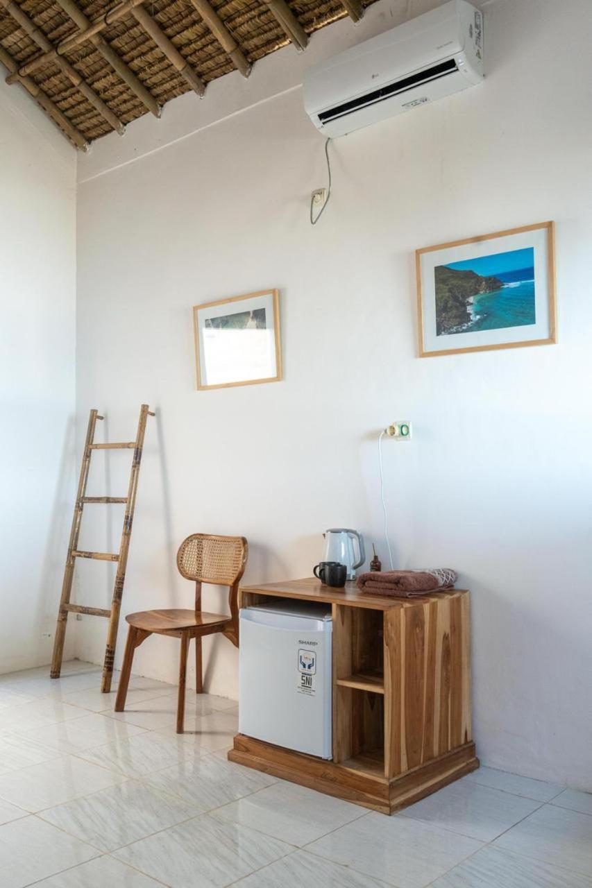 Surf Shack Grupuk 호텔 붐방 외부 사진